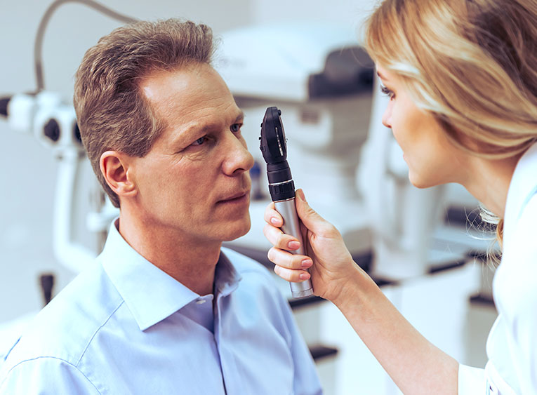 Revisión oftalmológica